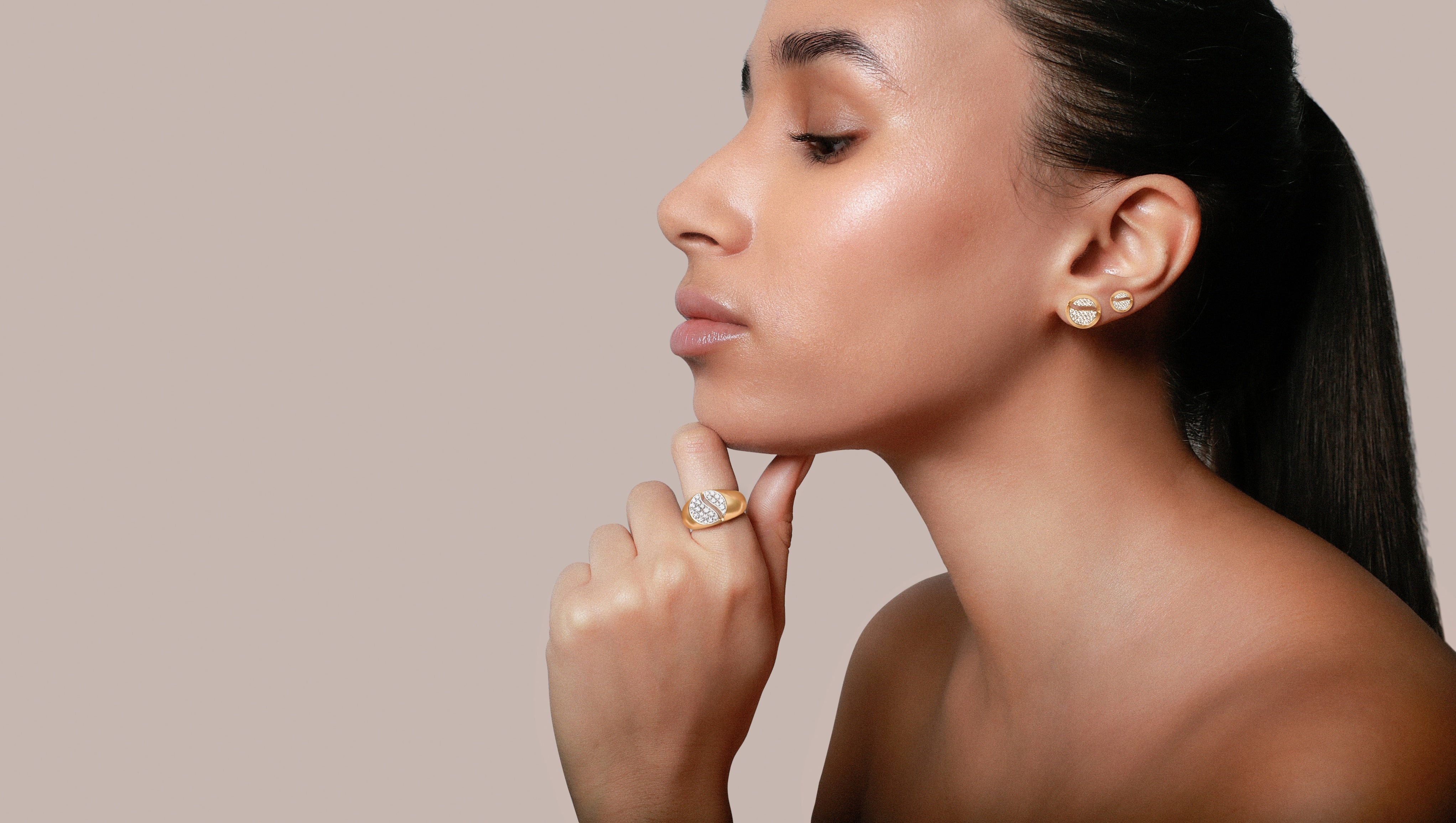 WAVY LINE PAVÉES 9 MM